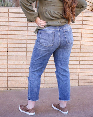 Distressed High Waisted Straight Jean